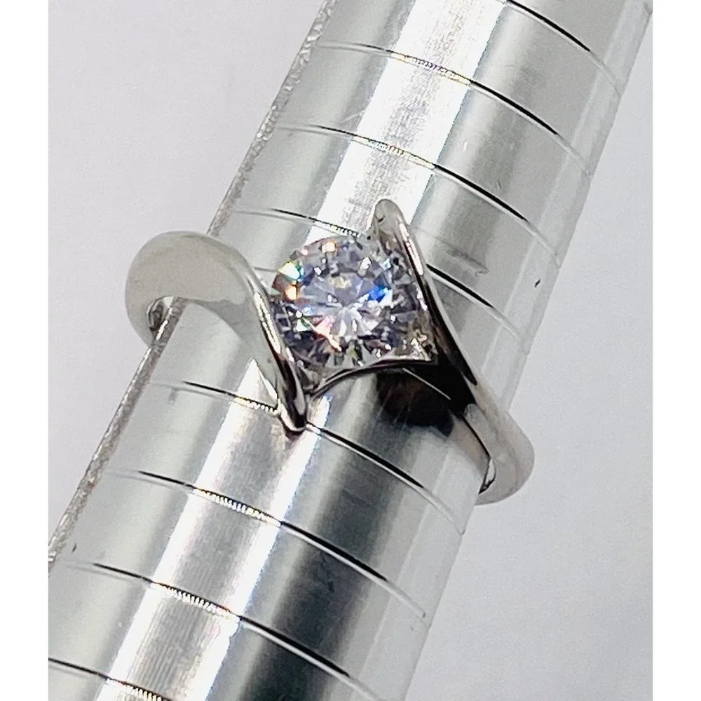 Ring Fashion CZ Semi Mount Size 7.5